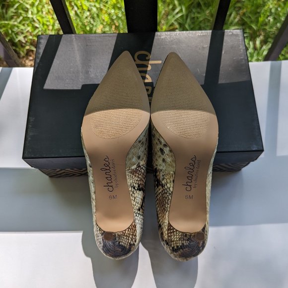 CHARLES BY CHARLES DAVID Addie Snake Heels Pumps Size 6 New in Box - Picture 5 of 6